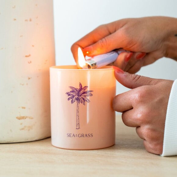 Sea & Grass- The Pink Sands Candle - Picture 3 of 6
